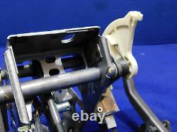 03 04 Ford Mustang Cobra Manual Gas Brake Clutch Dead Pedal Box OEM Take Off R34