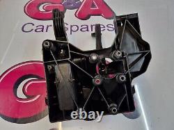 15 Citroen Relay 35 L3 2.2 Hdi Clutch & Brake Pedal Box 14-24