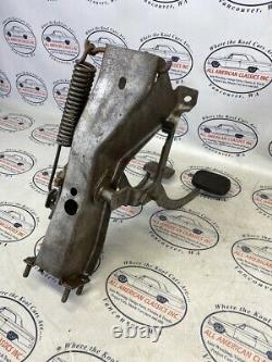 1959 1960 Chevrolet IMPALA Clutch Brake Stick Shift Pedals Box with Carrier OEM
