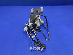 1987-1993 Ford Mustang 5 Speed Manual Pedal Box Clutch Assembly 35K Clean Y06