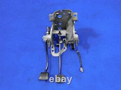 1987-1993 Ford Mustang 5 Speed Manual Pedal Box Clutch Assembly Clean Y28
