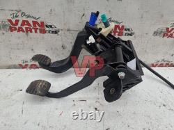 2021 Master Movano Clutch Master Cylinder & Brake Pedal Box Assy 8200672372