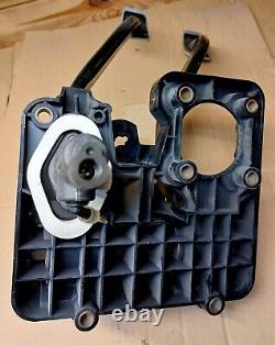 ASTON MARTIN LHD DBS, DB9 Manual brake and clutch bracket box 8D33-2450-A