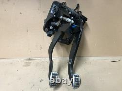 Aston Martin Vantage Coupe 4.3 V8 Driver Pedal Box 2005 2006- 2008 B12