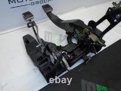Astra J 2010-On 2.0 Pedal Box (Brake & Clutch Pedal) 39032857