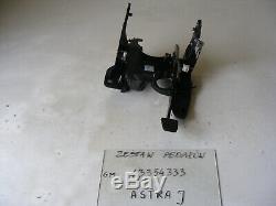 Astra J Brake & Clutch pedal box assembly 39032857