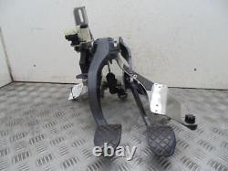 Audi A4 8e/B7 S LINE 2.0 Diesel Brake And Clutch Pedal Box 8e272131s 2004-2008