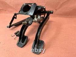 BMW E30 323I M3 325e 325I Manual Clutch Brake Pedal Box Bracket OEM 118K Miles