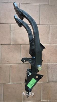 BmW E28 Manual Transmission Pedal Box LHD