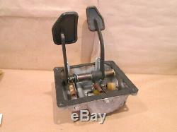 Ferrari 308,512 BB, -Brake / Clutch Pedal Box # 108022