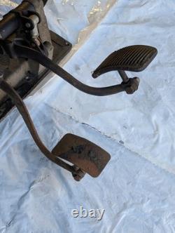 Ferrari 365/400 Manual pedal box with brake and clutch pedals