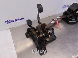 Fiat 500 Pedal Box 07-14 Petrol clutch brake slave cylinder rod base 51820457