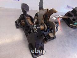 Fiat 500 Pedal Box 07-14 Petrol clutch brake slave cylinder rod base 51820457