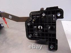 Fiat 500 Pedal Box 07-14 Petrol clutch brake slave cylinder rod base 51820457