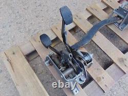 Fiat 500 Pedal Box 07-16 Petrol clutch brake slave cylinder rod base