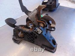 Ford KA Pedal Box mk2 08-16 clutch brake slave cylinder rod base mount 51859239
