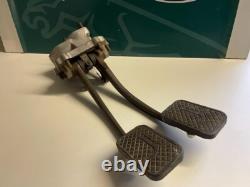 Jaguar Manual Pedal Box C26829 Brake & Clutch