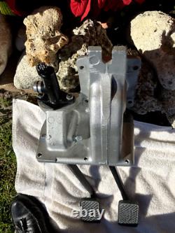 Jaguar XJ6 LHD Clutch / Brake Pedal Box 1974 -87 With Cylinder, With Pads