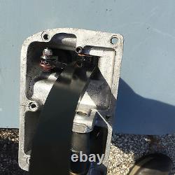 Jaguar XJ6 LHD Clutch / Brake Pedal Box 1974 -87 With Cylinder, With Pads