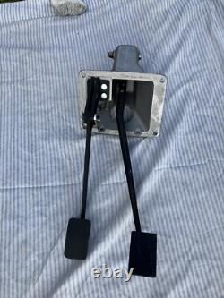 Jaguar XJS LHD Clutch/Brake Pedal box NON ABS With new Cylinder & Pedal Pads