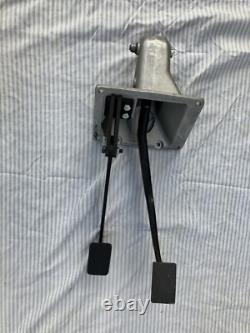 Jaguar XJS LHD Clutch/Brake Pedal box NON ABS With new Cylinder & Pedal Pads