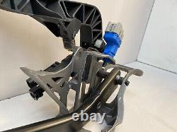 Jaguar Xe X760 Rhd Brake And Clutch Pedal Box Assembly Gx732450dd