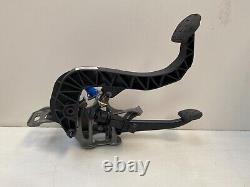 Jaguar Xe X760 Rhd Brake And Clutch Pedal Box Assembly Gx732450dd