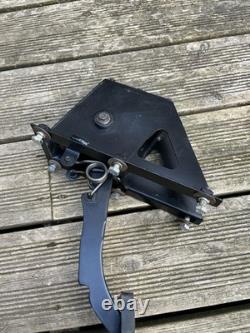 Land Rover Defender Upgrade Clutch Pedal Assembly + Assistance Spring SKB500280