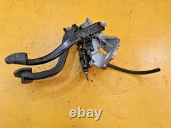 OEM 2008 BMW E85 Z4 LCI 2.0i N46 MANUAL CLUTCH BRAKE PEDAL BOX 6778975