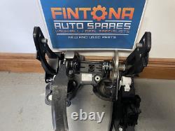 OEM Vauxhall Zafira C Tourer Clutch Brake Pedal Box 39032875
