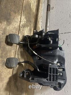 Renault Trafic Mk3 2021-2023 Clutch Brake Pedals Box 80367096