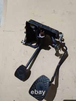 Used Original Clutch & Brake Pedal Box Assembly Porsche 993 964 MANUAL LHD