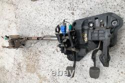 Vauxhall Vivaro Pedal Box 80367096 Clutch Brake 1598cc Diesel 2900 Cdti 2015 s84