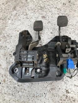 Vauxhall Vivaro Pedal Box 80367096 Clutch Brake 1598cc Diesel 2900 Cdti 2015 s84