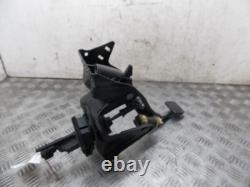 Volvo V70 Clutch Master Cylinder & Pedal Box Mk3 1.6 Diesel 2007-2016B
