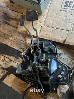 Vw T4 2.8 Vr6 2001 Brake Clutch Throttle Pedal Box Assembly