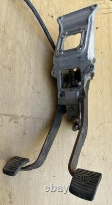 Assemblage de boîte de pédale de frein et d'embrayage VW T25 T3 Volkswagen RHD 251721111B