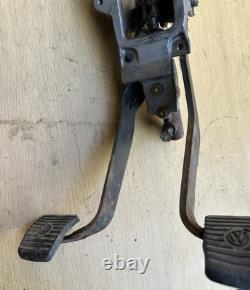 Assemblage de boîte de pédale de frein et d'embrayage VW T25 T3 Volkswagen RHD 251721111B