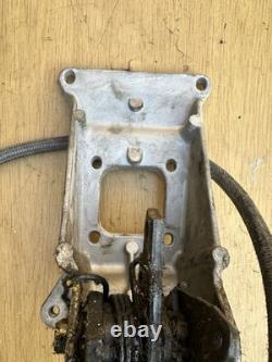 Assemblage de boîte de pédale de frein et d'embrayage VW T25 T3 Volkswagen RHD 251721111B