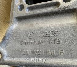 Assemblage de boîte de pédale de frein et d'embrayage VW T25 T3 Volkswagen RHD 251721111B