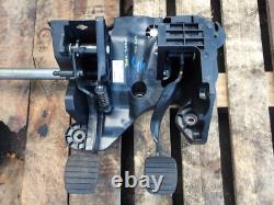 Assemblage de boîtier de pédale Renault Trafic 2.0 Td 465013025r 2020 2024 Embrayage Frein