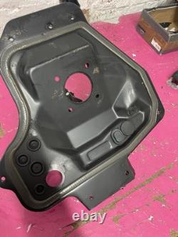 Assemblage de la boîte à pédales d'embrayage Volkswagen Transporter T4