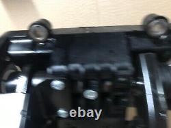 Aston Martin Vantage Manuel V8 4.3 Boîtier de pédale et cylindre d'embrayage 05-08 V W169