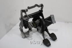 Audi A4 B9 Boîte à Pédales Manuelle avec Pédales de Frein et d'Embrayage 8W2721117A