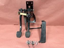 BMW E30 325e M3 318I 325I 325IX Support de boîte à pédale d'embrayage et de frein manuel OEM #86208