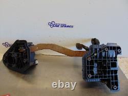 Base de montage du cylindre esclave d'embrayage et de frein de la pédale Ford KA mk2 08-16 51820457