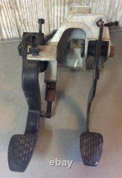 Boîte à pédales et cylindre maître d'embrayage Mercedes Sprinter 2001-2006 a9012901119