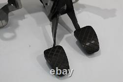 Boîte à pédales manuelle Audi A4 B9 avec pédales de frein et d'embrayage 8W2721117A