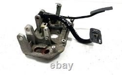 Boîte d'assemblage de pédales Maserati 3200 GT Coupé 2001 388415304 RHD AIR44793
