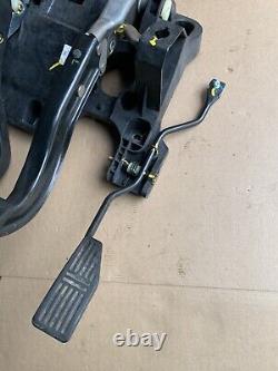 Boîte de Pédale Chevrolet Spark 2010 2015 (Type Câble) 95962968 Réf F12